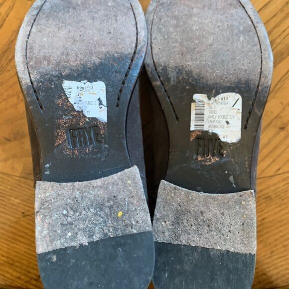 FRYE Grey Suede Booties Boots sz 7 - Picture 6 of 6